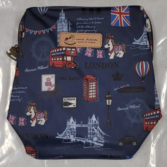 Waterproof London Large Opening Cosmetic Bag - Picture 8 of 15
